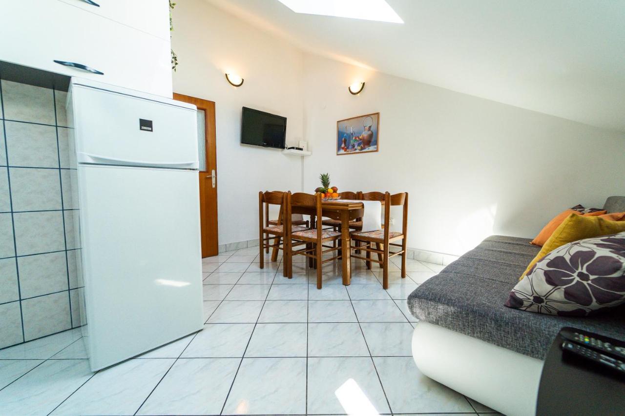 Apartment Nada Petrčane Extérieur photo