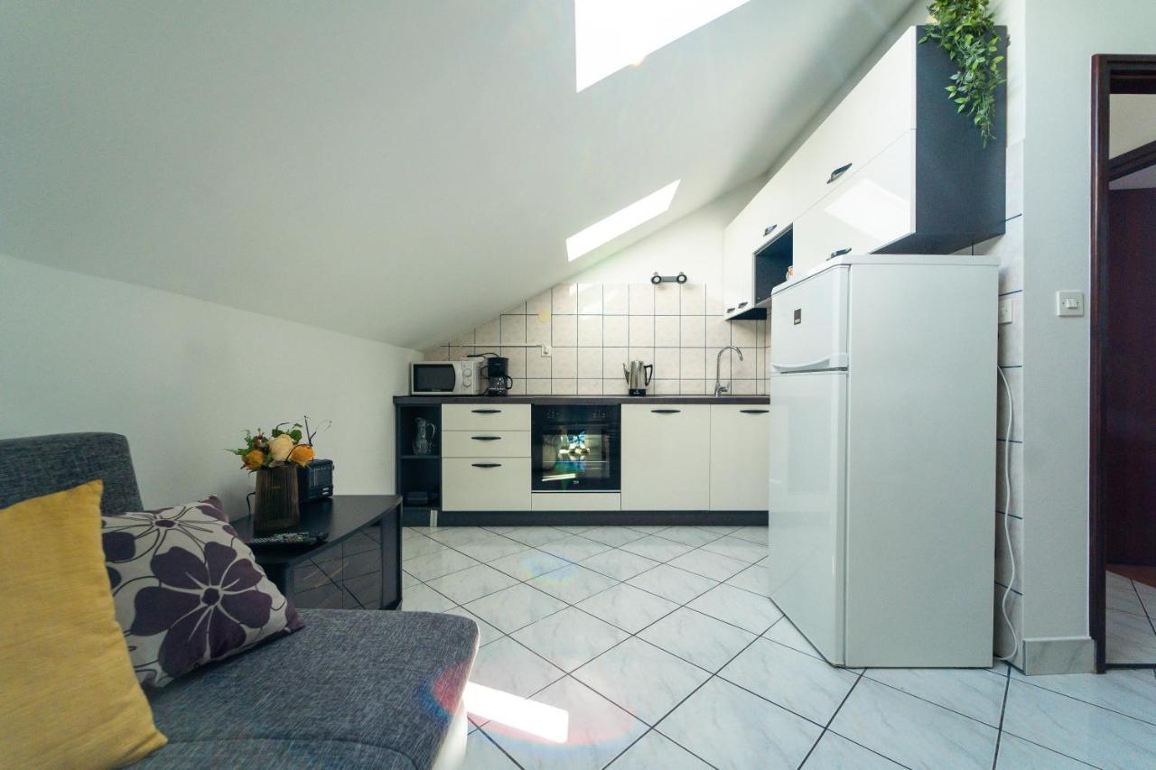 Apartment Nada Petrčane Extérieur photo